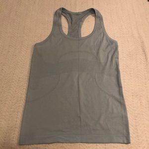 Swiftly tech racerback in Heathered caspian blue